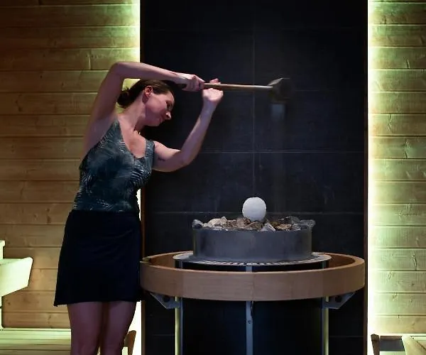 クアホテル スコスボー 4*